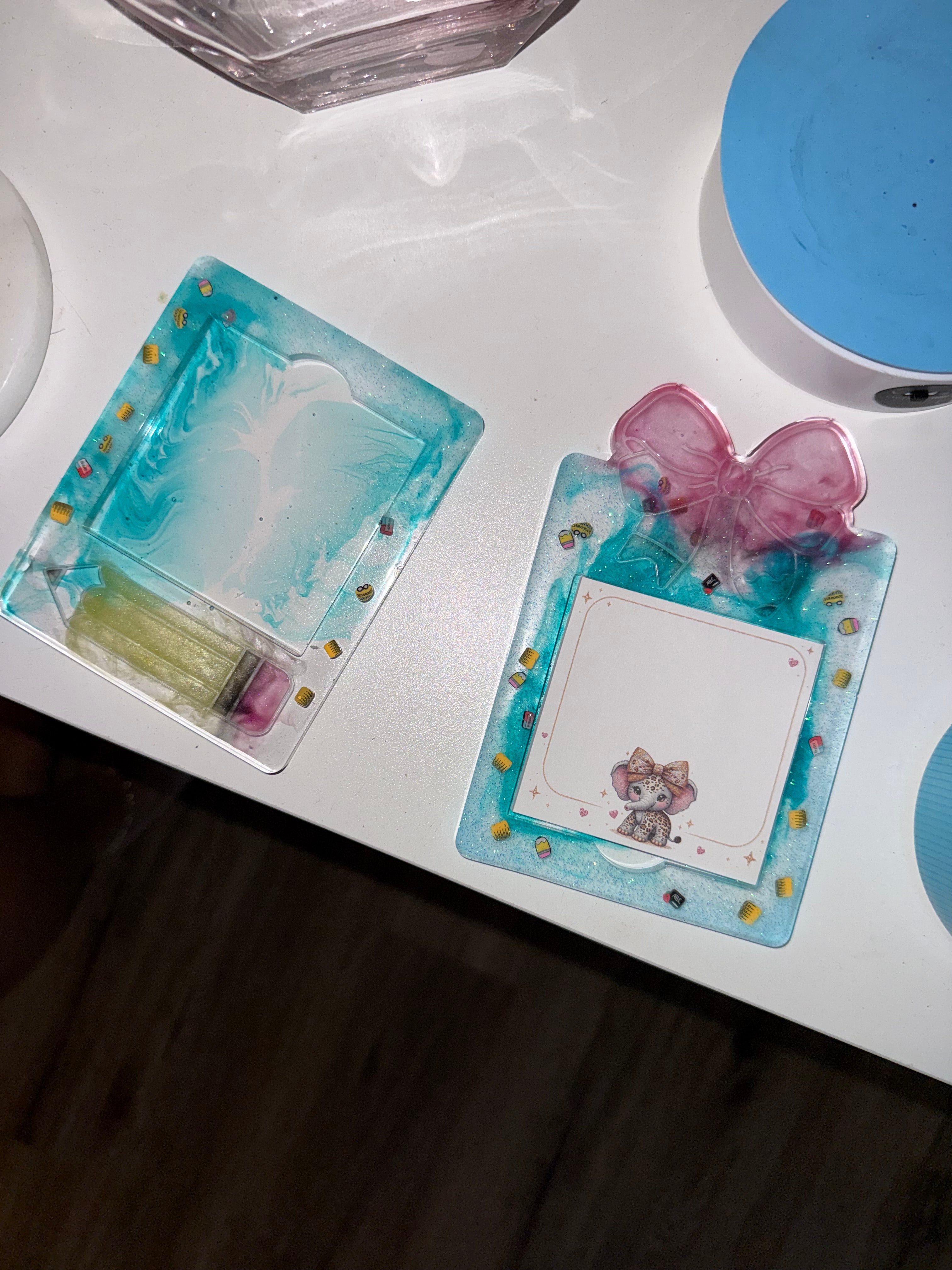 Glow in the Dark Pencil 2 Sticky Pad Holder (Copy)
