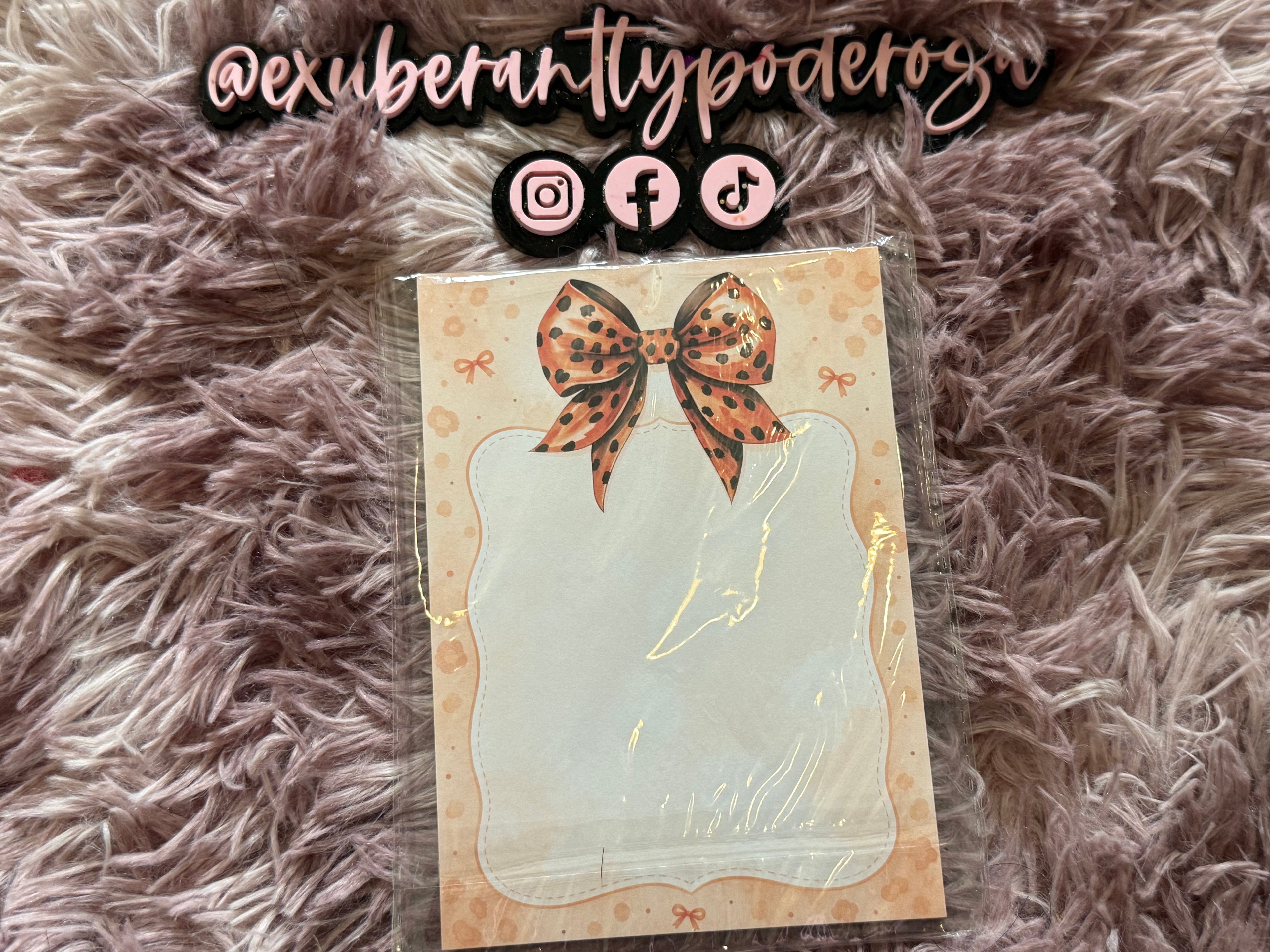 Cheetah Bow Memo Pad