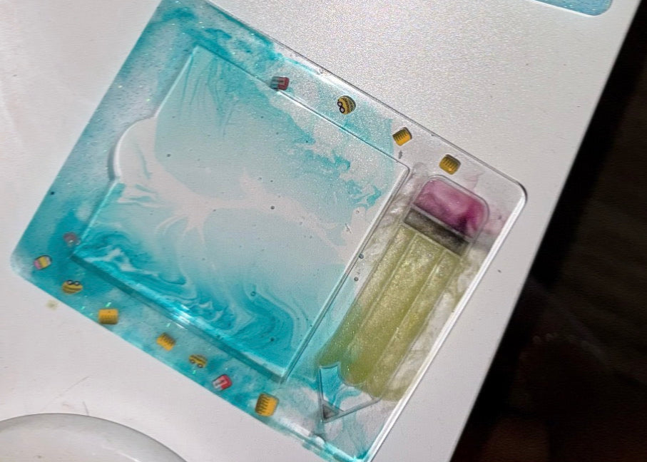 Glow in the Dark Pencil 2 Sticky Pad Holder (Copy)